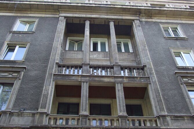 1.5h Crazy Guides' Communism Tour of Nowa Huta in Classic Car - Price and value: what $111.62 buys you