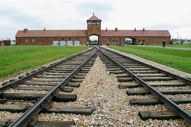 Auschwitz-Birkenau and Wieliczka Salt Mine Day Tour from Krakow with private car - Private Car Makes the Long Day Feel Shorter