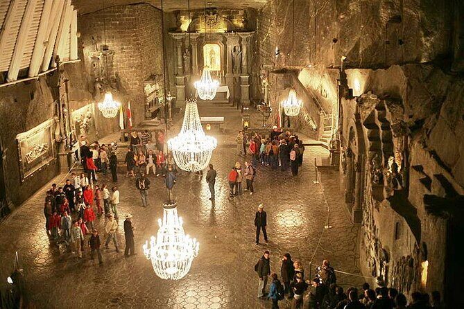 Auschwitz-Birkenau and Wieliczka Salt Mine Full Day Tour - Wieliczka Salt Mine: Sculpted Beauty Below 14–16 C