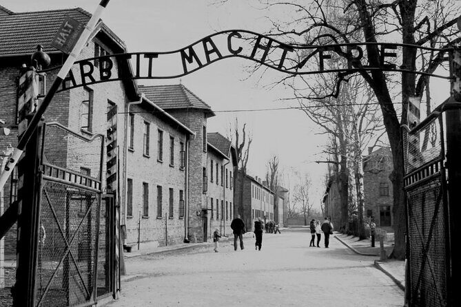 Auschwitz-Birkenau Guided Shared Tour from Krakow - Getting Into Auschwitz-Birkenau Faster With Skip-The-Line Entry