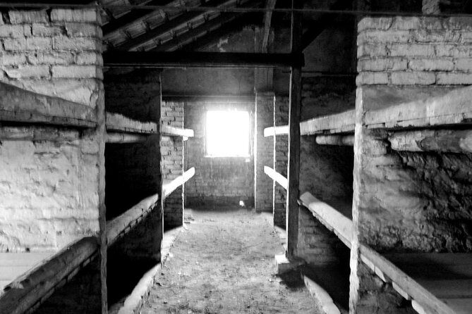 Auschwitz-Birkenau guided tour & skip the line Tickets & Transfer - Why this Auschwitz-Birkenau tour works best when you start early