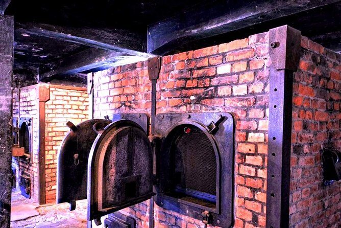 Auschwitz-Birkenau guided tour & skip the line Tickets & Transfer - Stop-by-stop: what you’ll experience in Auschwitz and Birkenau
