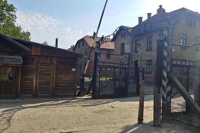 Auschwitz Birkenau Guided Tour with Hotel Pickup from Cracow - Door-to-door pickup from Kraków to Oświęcim in about 1h 20m