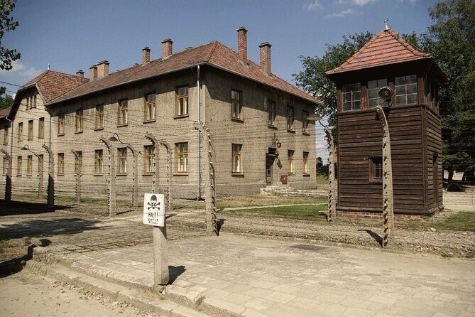 Auschwitz-Birkenau Guided Tour with Private Transport from Kraków - On-site timing and possible entry-time changes