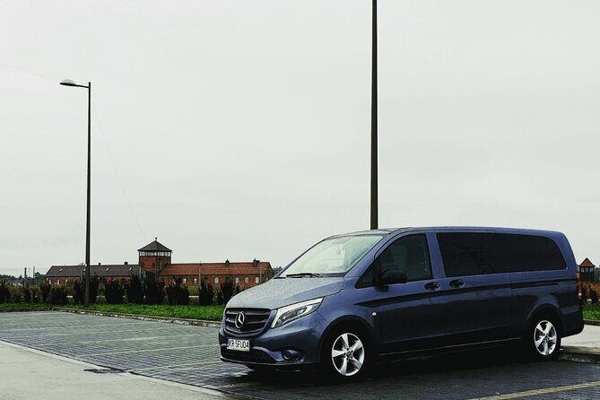 Auschwitz-Birkenau & Salt Mine Day tour - Birkenau in one guided hour: what you gain, what you won’t