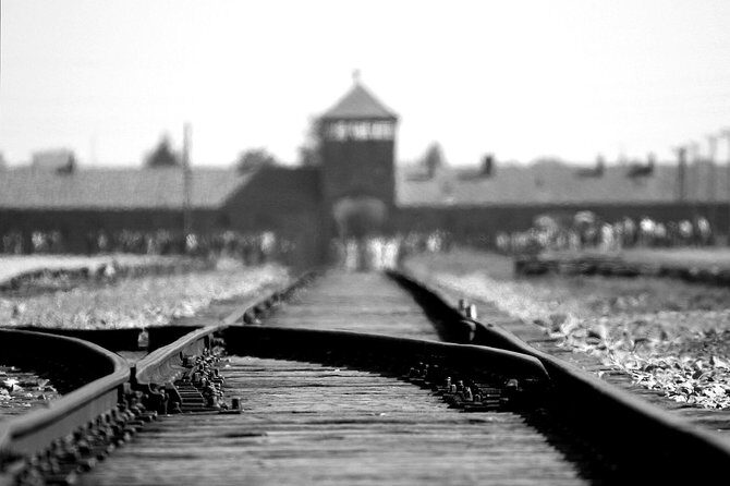 Auschwitz & Birkenau Small Group Live Guided Tour with Hotel Pick Up Transport - Getting to the camps without wasting your morning in Krakow