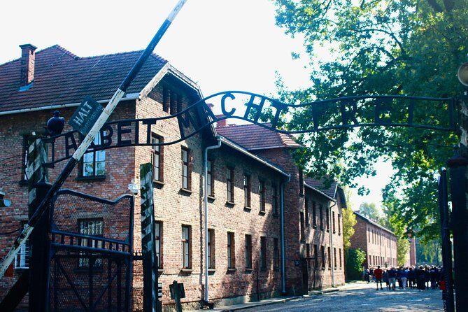 Auschwitz-Birkenau Tour: Tickets + Transportation from Krakow - The break before Birkenau: using the short window well