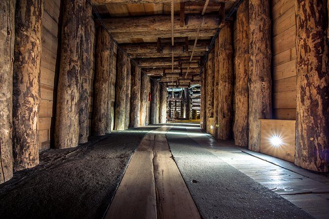 Auschwitz & Wieliczka ONE DAY Guided Tour +Private Transportation - A long day that starts before dawn