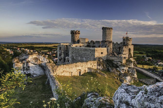 Castles Tour by The Eagles' Nests Trail, day tour from Krakow - Morning Pickup, Minivan Comfort, and How the Day Flows
