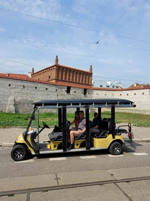 Cracow sightseeing tour by electric golf cart - Kazimierz and the Jewish Quarter: Market Square to Synagogues