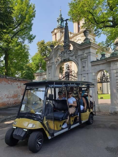 Cracow sightseeing tour by electric golf cart - Where You’ll Start and End (and Why It Matters)
