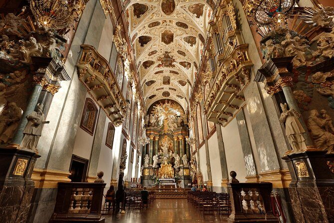CZĘSTOCHOWA - BLACK MADONNA Monastery, PRIVATE tour from Kraków - The Rooms That Matter: How Each Stop Shapes the Visit