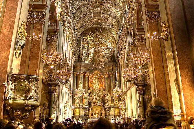 Czestochowa Black Madonna Private Day Tour from Krakow - Why Jasna Góra’s Black Madonna is worth the long day