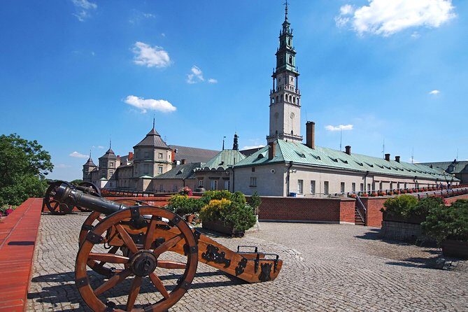 Czestochowa Black Madonna Private Day Tour from Krakow - Price and value: what $384.49 per person buys you in real terms