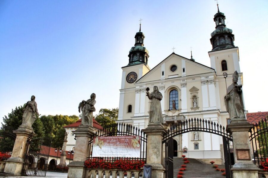 Day Tour: Traces of Pope John Paul II near Krakow - Kalwaria Zebrzydowska UNESCO Sanctuary: Pope pilgrimage in a pilgrimage landscape