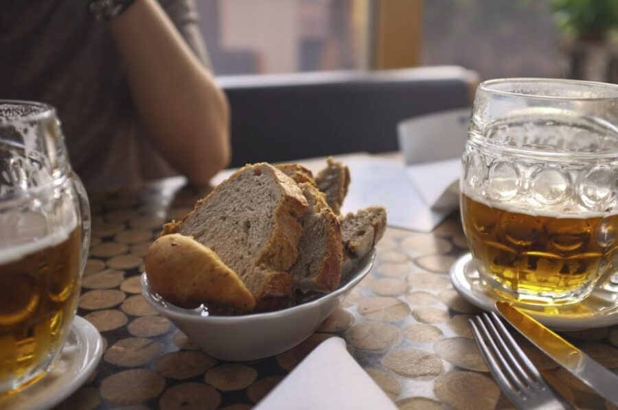 Discover the Best Local Beers in Krakow with Private Guide - Small tips so your tasting goes smoothly