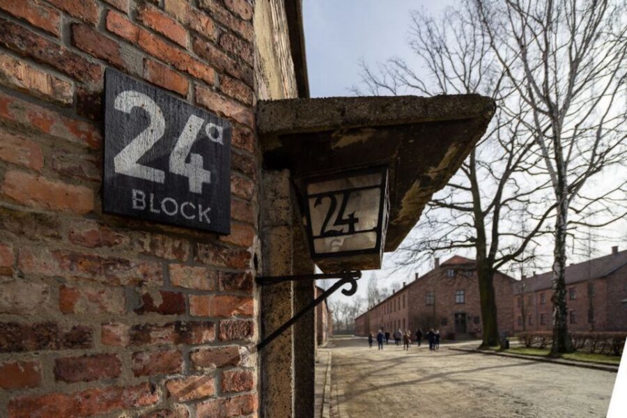From Krakow: Auschwitz-Birkenau Full-Day Tour - What to pack (and what to leave behind)