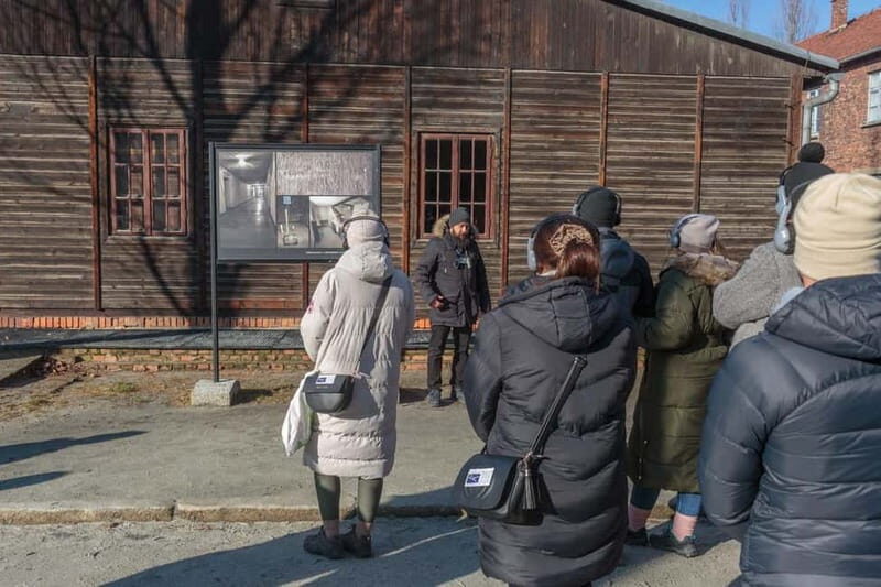 From Krakow: Auschwitz-Birkenau Guided Full-Day Tour - Skip-the-line access: great when it works, and how to handle edge cases