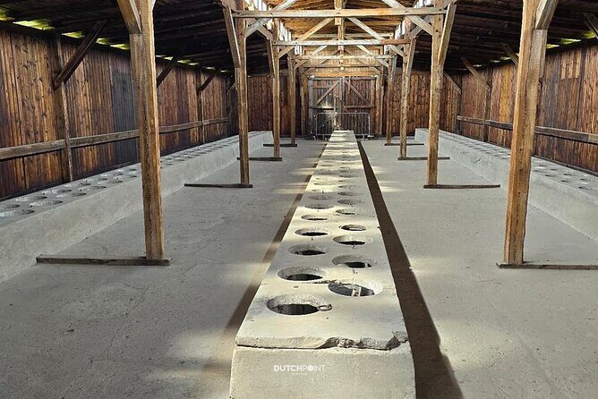 from Kraków: Auschwitz excursion with guaranteed Dutch guide - Who this trip suits best