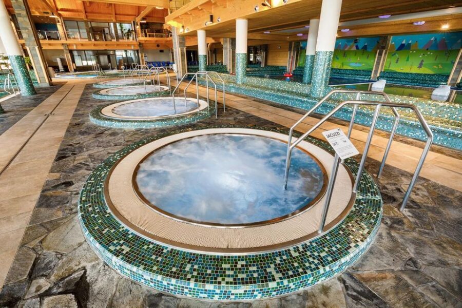 From Krakow: Chochołowskie Thermal Baths Ticket and Transfer - Kids, lazy-river fun, and finding quieter zones