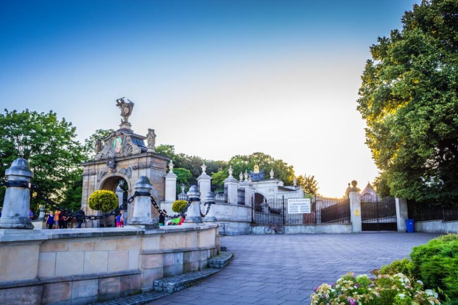 From Krakow: Częstochowa "Black Madonna" Day Tour - Group size: the comfort factor you’ll feel right away