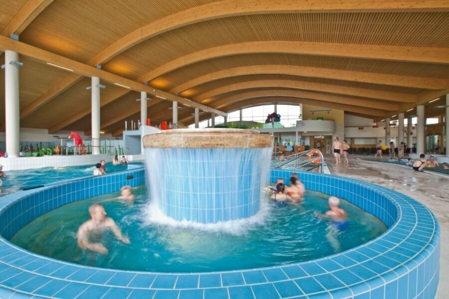From Krakow: Dunajec River Rafting with Thermal Baths option - Who should book this Krakow rafting plus thermal baths trip?
