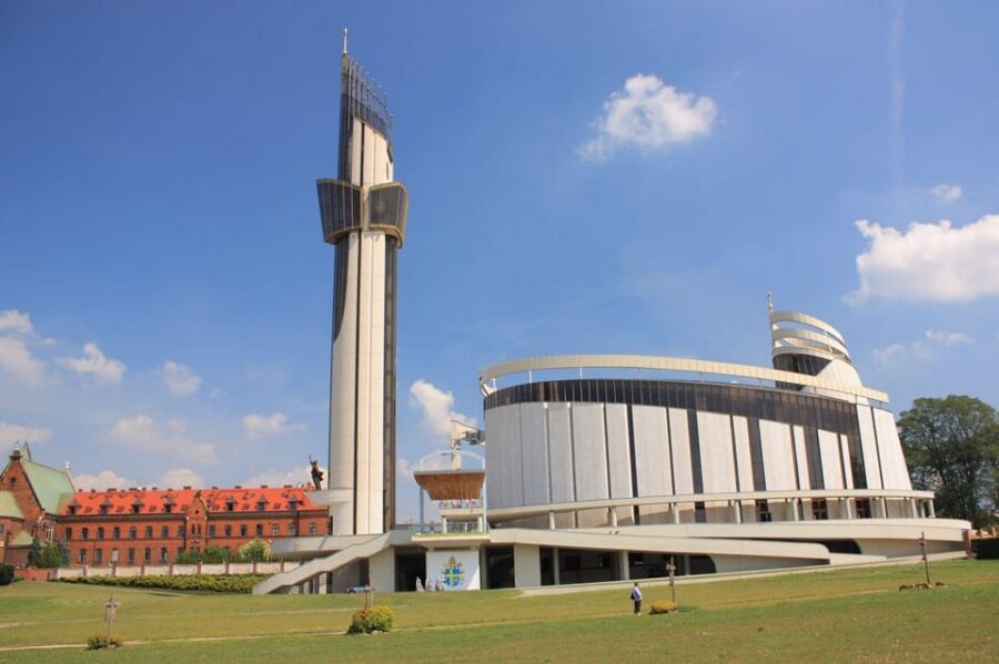 From Krakow: Lagiewniki Sanctuary of The Divine Mercy Tour - Timing: twice daily departures and how that affects your day