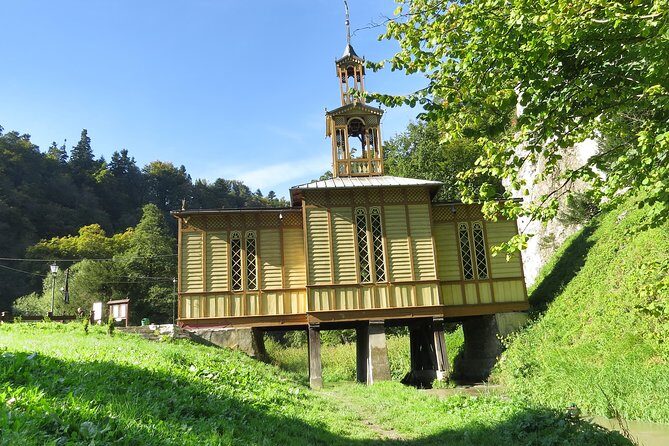 From Kraków: Ojców National Park and Pieskowa Skała Castle - Why Ojców’s Jurassic caves and Eagle’s Nests fit a 4-hour day trip