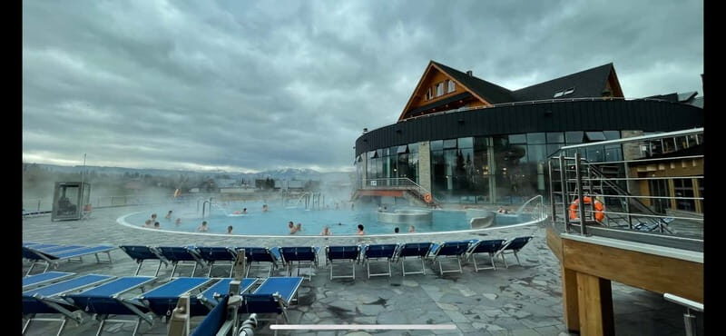 From Krakow: Snowmobile, Zakopane & Chochołowskie Baths - Oscypek grilled by you: a simple food moment with local meaning