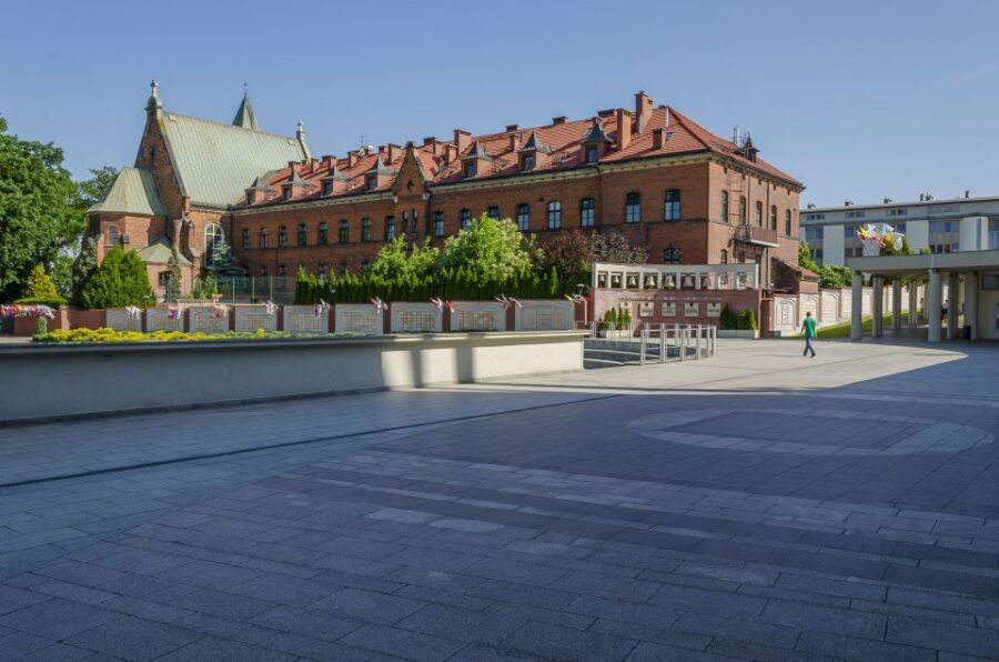From Krakow: Wadowice & Sanctuary of Divine Mercy Tour - Price and value: what you’re paying for (and what’s on you)