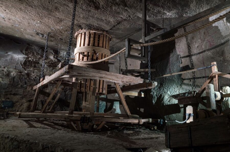 From Krakow: Wieliczka Salt Mine Tour with Guide - Practical Tips That Make the Mine Tour Easier