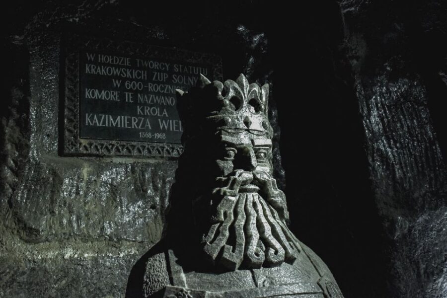From Krakow: Wieliczka Salt Mine Tour with Hotel Pickup - Key highlights at a glance