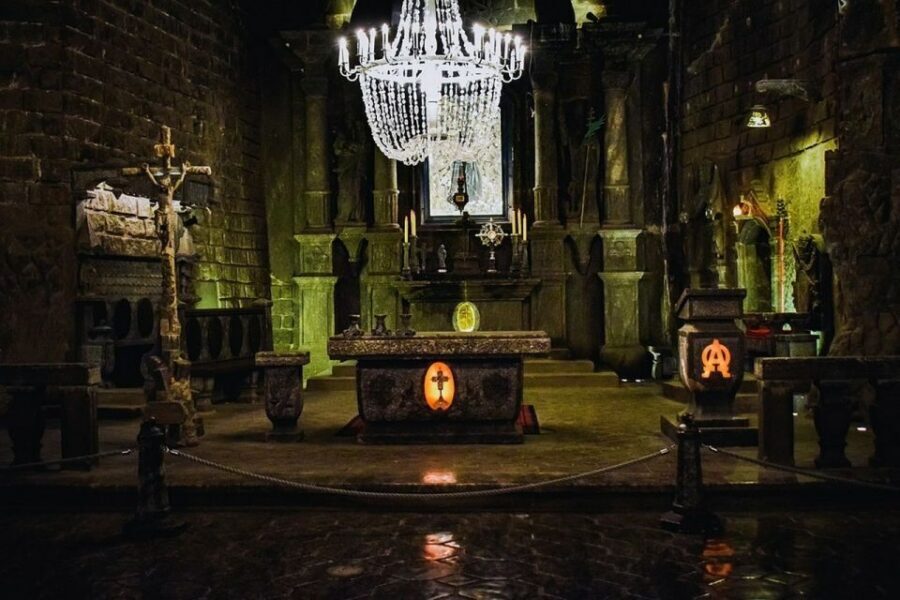 From Krakow: Wieliczka Salt Mine Tourist Route - Key highlights worth clocking