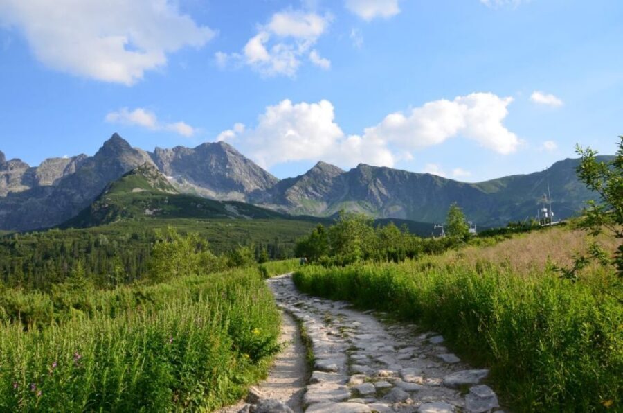 From Krakow: Zakopane and Gubałówka Cable Car Private Tour - What to pack for Gubałówka and the Tatra hike