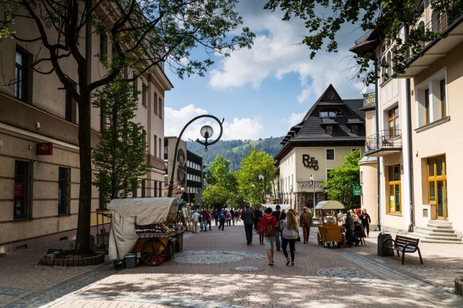 From Krakow: Zakopane Tour with Gubalowka Funicular & Museum - Oldest Zakopane and Krupówki: where the day turns from guided to yours