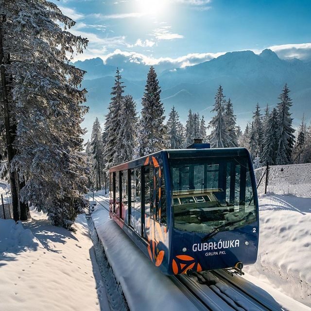 From Zakopane: Tatra Mountains with Hot Springs & Funicular - Private guide value: smooth routing and above-and-beyond service