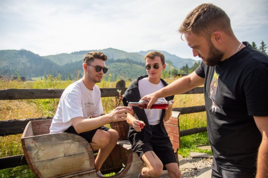 From Zakopane: Tatra Mountains with Hot Springs & Funicular - Zakopane orientation: chapels, viewpoints, and quick grounding time