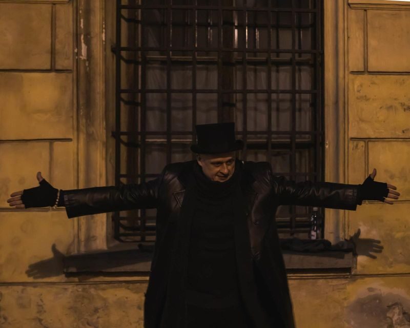 Ghosts & Crimes: Macabre Kraków Walking Tour in English - The 75-Minute Macabre Storyline: What You’ll Actually Be Hearing