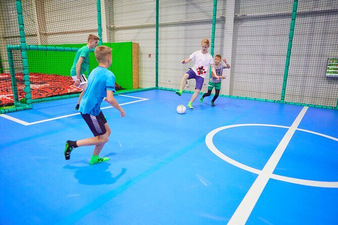 GOjump MEGAPARK Kraków-Sikorki - 1 hour Trampoline Park ticket - Inside GOjump: from foam pit to dodgeball and the 36 sq.m. Megatramp