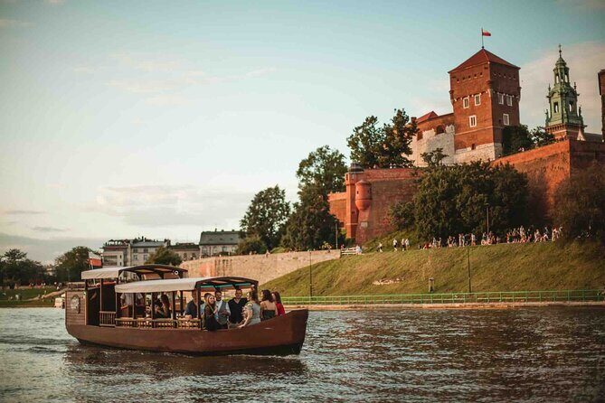 Gondola cruise The Vistula River Krakow private tour up to 12 person - Meeting Point at Aqua Fun: Arrive Early, Avoid Taxi Chaos