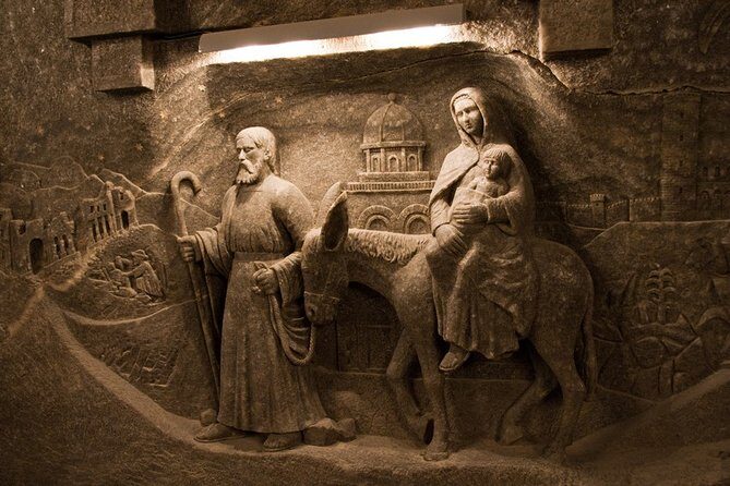 Guided Tour of the Wieliczka Salt Mine and Transfer from Krakow - The Chapel of St. Kinga: the stop that anchors the visit