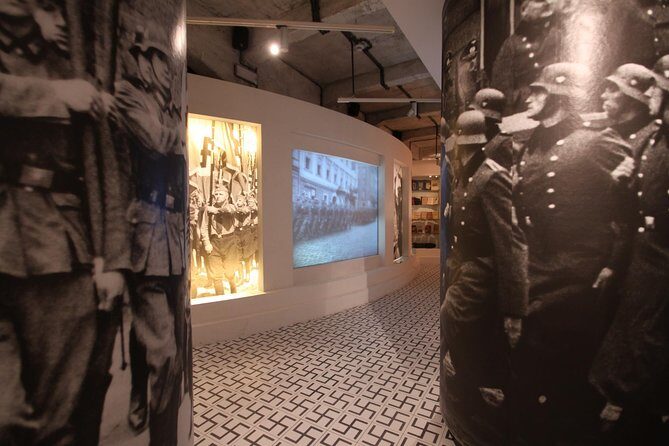 Guided tour to Salt Mine & Schindler Factory with Pick-Up Options - Photos, Film, and What to Do About the Extra Pass