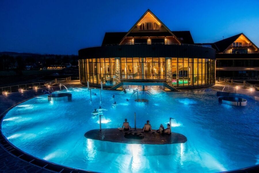 Horse Sleigh 2-3h Ride with Hot Springs or Zakopane Combos - Chocholowska Thermal Baths at 36°C: warm water that actually gives you time to relax