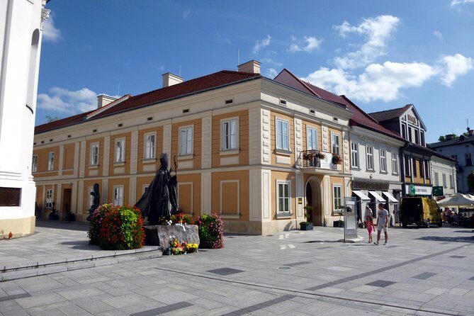 John Paul II Route Guided Tour With Private Transport - Pricing and value: what $117.16 gets you