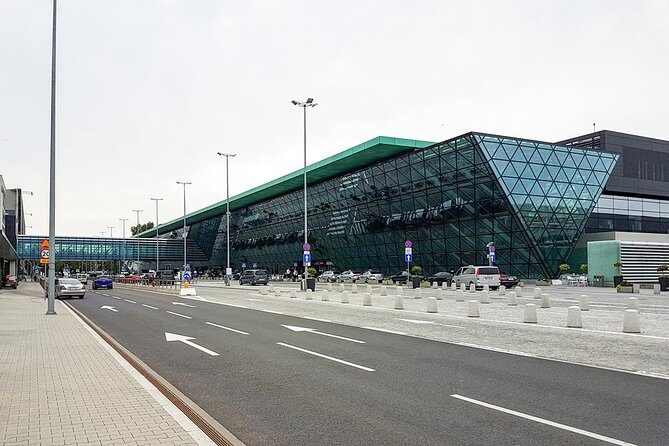 Katowice Airport Krakow Private Transfer, Private Driver Service - Krakow to Katowice Airport: Door-to-Door for Departures