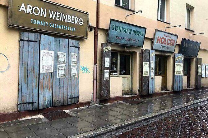 Kazimierz Jewish Quarter of Krakow with Schindler’s Movie Spots - Remuh Cemetery: Krakow’s oldest Jewish cemetery and the tomb of Moses Iserles