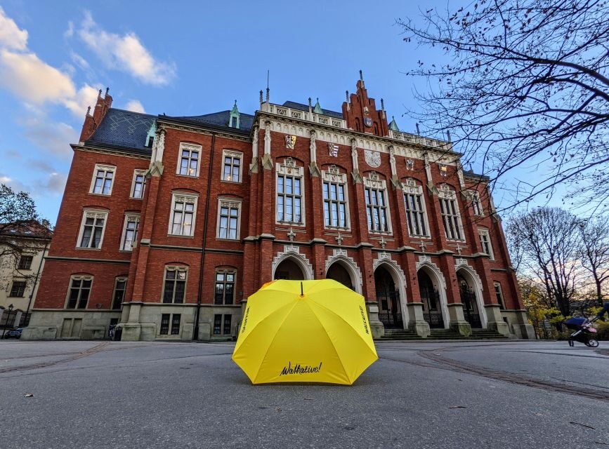 Krakauer old town tour - Collegium Maius: Where Copernicus-Like Curiosity Fits In