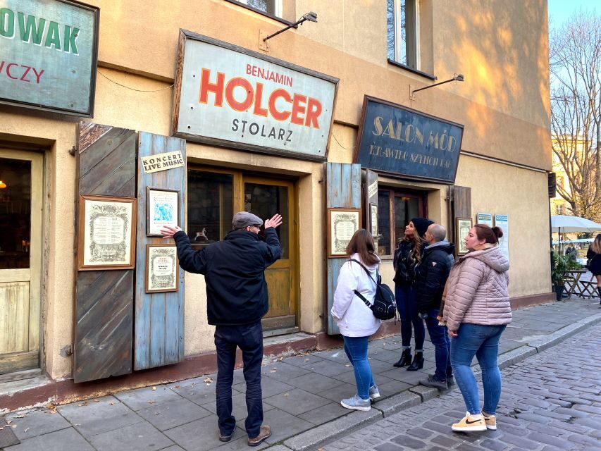 Krakow: 2h Kazimierz (Jewish Quarter) Walking Tour - Synagogue-Related Stops and Narrow Lanes: How Daily Life Emerges