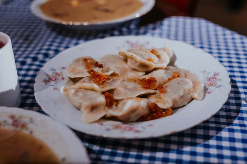 Krakow: 6-Course Full Polish Food Tour with Vodka Tasting - Dessert: Apple Crumble to Finish Strong