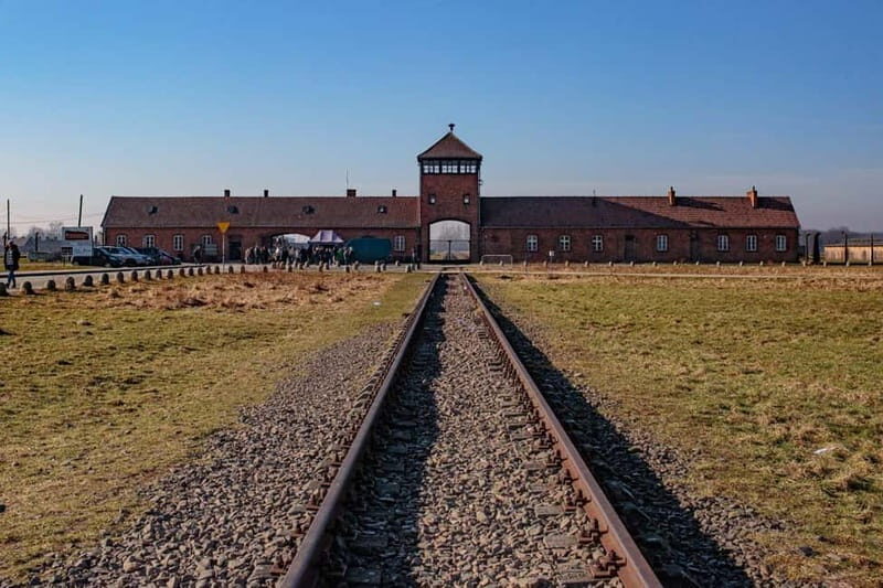 Krakow: Auschwitz-Birkenau Entry Ticket and Transfer - Who Leads the Tour: Guides, Headsets, and Small-Group Handling